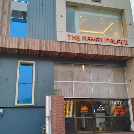 Hotel The Ramay Palace Ayodhya Экстерьер фото