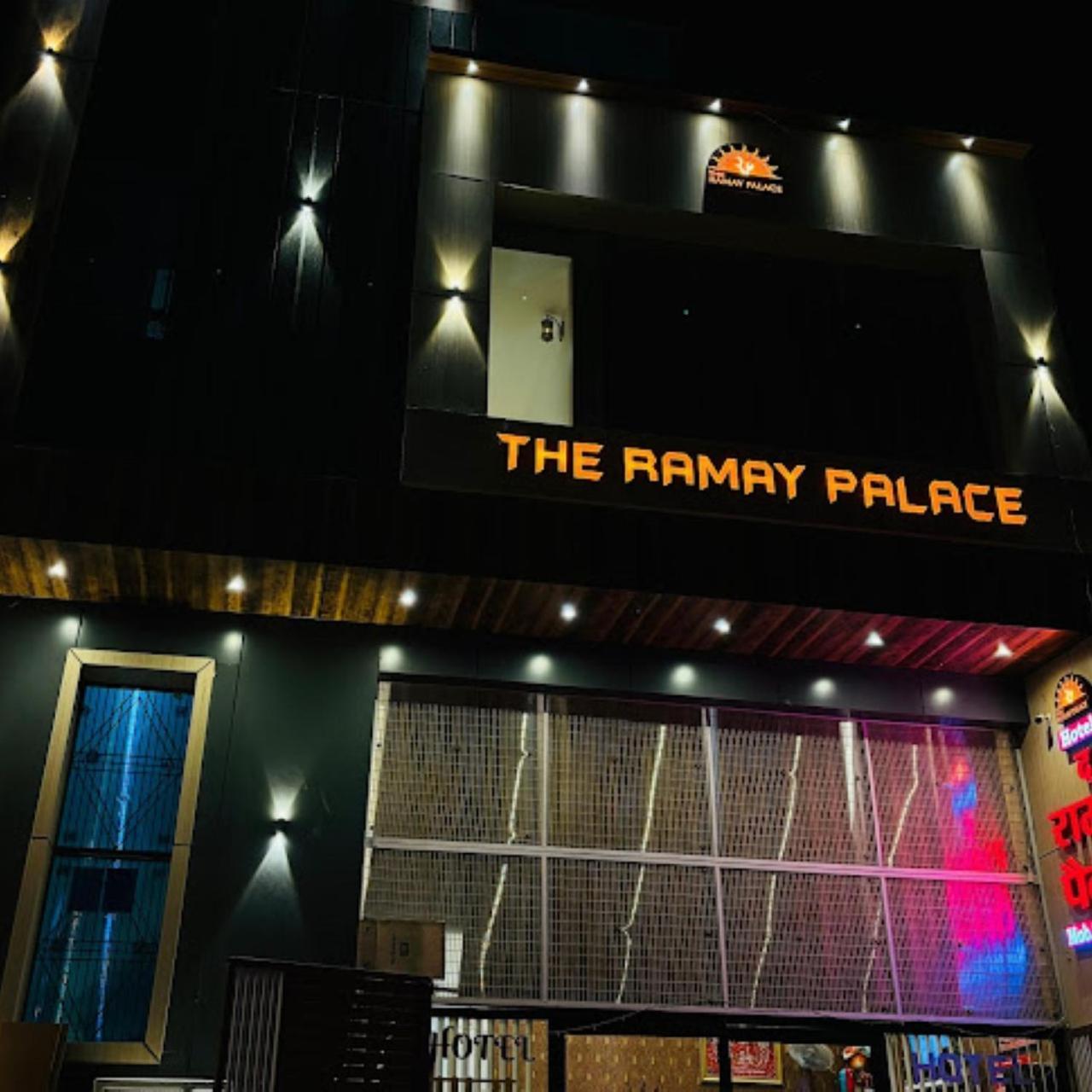 Hotel The Ramay Palace Ayodhya Экстерьер фото